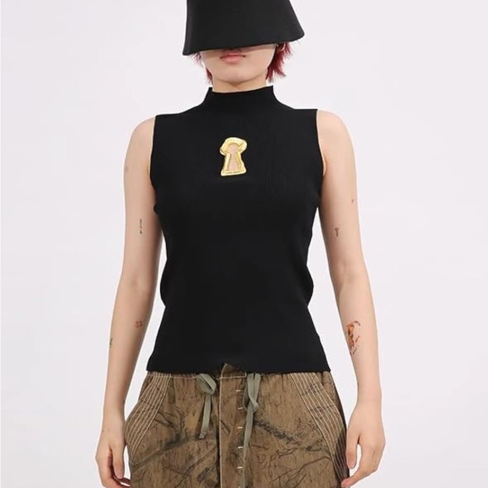 Elegant Ribbed Tank Tops for Women Mock Neck Sleeveless Knit Tank Top with Gold